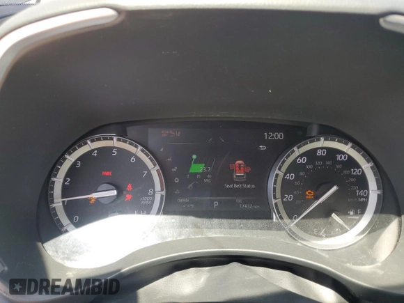 2022 Toyota Highlander XLE z VIN 5TDGZRBH6NS234336, wystawiony jako Copart lot #53571865 z przebiegiem 17 432 mil mil oraz Szkoda całkowita • Salvage title. Historia ofert i sprzedaży dostępna na DreamBid. Obrazek 9.
