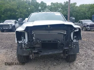 2024 Ram 2500 Tradesman with VIN 3C6UR5HJ8RG288173, listed as a IAAI auction lot 42290610 with 5,757 mi miles and . Bid and sale history available at DreamBid. Image 6.