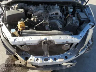 2004 Kia Sorento LX with VIN KNDJC733145263620, listed as a Copart auction lot 85206494 with 155,318 mi miles and Salvage Title. Bid and sale history available at carsss.com. Image 12.