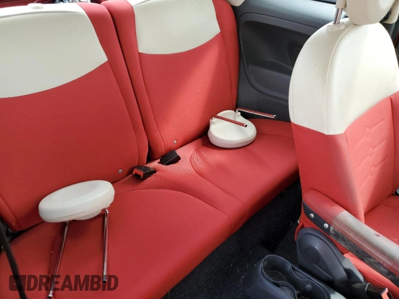 2013 FIAT 500 Pop z VIN 3C3CFFAR6DT579908, wystawiony jako Copart lot #63145225 z przebiegiem 159 059 mil mil oraz Czysty tytuł • Clean title. Historia ofert i sprzedaży dostępna na DreamBid. Obrazek 10.