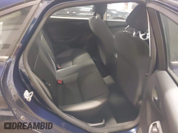 2012 Ford Focus SE z VIN 1FAHP3F24CL163493, wystawiony jako IAAI lot #42460399 z przebiegiem 147 016 mil mil oraz . Historia ofert i sprzedaży dostępna na DreamBid. Obrazek 8.