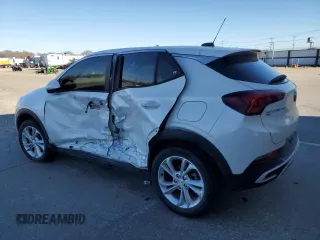 2021 Buick Encore GX Preferred z VIN KL4MMCSL1MB177143, wystawiony jako Copart lot #50397295 z przebiegiem 27 186 mil mil oraz Szkoda całkowita • Salvage title. Historia ofert i sprzedaży dostępna na DreamBid. Obrazek 2.