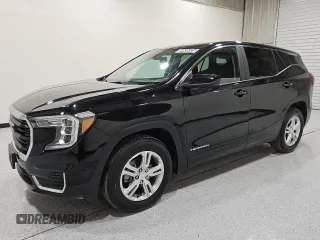 2024 GMC Terrain SLE z VIN 3GKALTEG6RL343581, wystawiony jako Copart lot #59636525 z przebiegiem 29 137 mil mil oraz Czysty tytuł • Clean title. Historia ofert i sprzedaży dostępna na DreamBid. Obrazek 1.