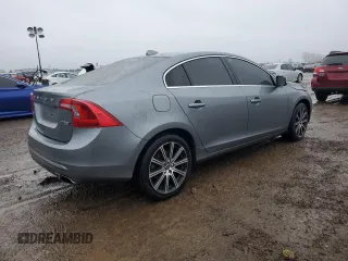 2017 Volvo S60 Inscription Platinum with VIN LYV402TM5HB151572, listed as a Copart auction lot 86853484 with 0 mi miles and Salvage Title. Bid and sale history available at carsss.com. Image 3.
