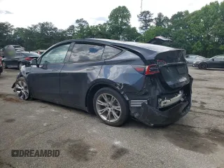 2024 Tesla Model Y Long Range с VIN 7SAYGDEE7RA271520, выставлен на аукционе Copart как лот 56526025 с пробегом 28 745 миль миль и Списание • Salvage title. История ставок и продаж доступна на DreamBid. Изображение 2.