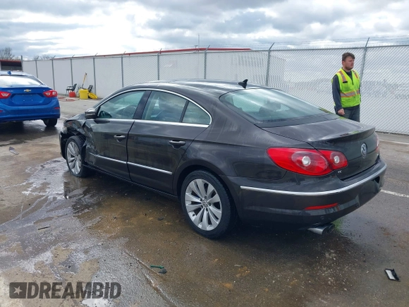 2010 Volkswagen CC Lux Plus with VIN WVWHN7AN6AE541937, listed as a IAAI auction lot 42018765 with 107,110 mi miles. Bid and sale history available at carsss.com. Image 3.
