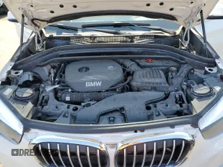 2018 BMW X1 sDrive28i z VIN WBXHU7C32J5H45283, wystawiony jako Copart lot #56382255 z przebiegiem 37 251 mil mil oraz Szkody całkowita. Historia ofert i sprzedaży dostępna na DreamBid. Obrazek 12.