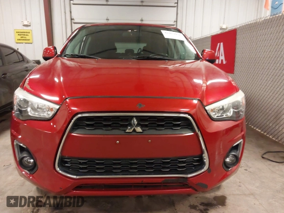 2015 Mitsubishi Outlander Sport ES with VIN 4A4AP3AU9FE024773, listed as a IAAI auction lot 41913938 with 190,740 mi miles. Bid and sale history available at carsss.com. Image 13.