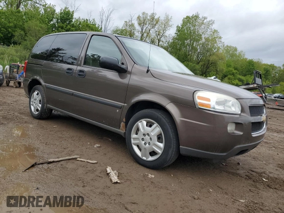 2008 Chevrolet Uplander LS z VIN 1GNDU23WX8D100796, wystawiony jako Copart lot #58053185 z przebiegiem 177 046 mil mil oraz Tytuł czysty. Historia ofert i sprzedaży dostępna na DreamBid. Obrazek 4.