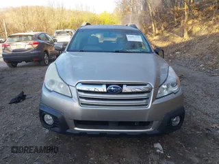 2014 Subaru Outback Limited with VIN 4S4BRCLC0E3225638, listed as a IAAI auction lot 41897375 with 118,155 mi miles and . Bid and sale history available at DreamBid. Image 13.