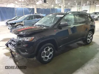 2022 Jeep Compass Trailhawk with VIN 3C4NJDDB3NT163497, listed as a Copart auction lot 42691135 with 19,450 mi miles and Salvage title. Bid and sale history available at DreamBid. Image 1.