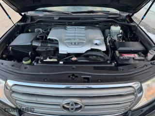 2011 Toyota Land Cruiser with VIN JTMHY7AJ7B4005719, listed as a Copart auction lot 42849355 with 200,266 mi miles and Clean Title. Bid and sale history available at carsss.com. Image 7.