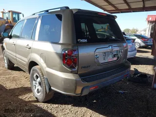 2008 Honda Pilot EX-L with VIN 5FNYF18758B052858, listed as a IAAI auction lot 41414168 with 157,060 mi miles. Bid and sale history available at carsss.com. Image 3.