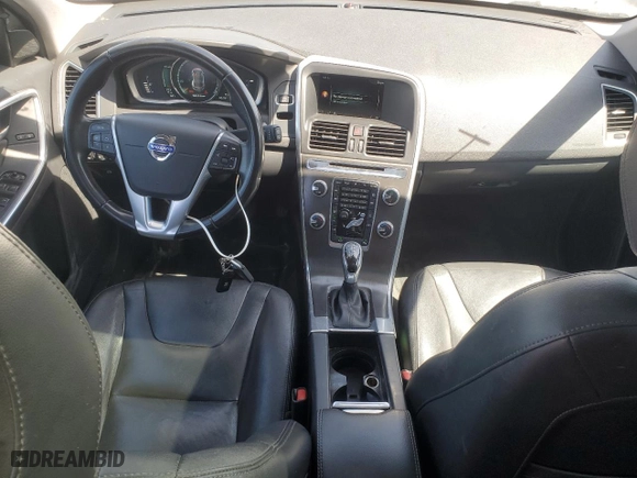 2015 Volvo XC60 T5 with VIN YV4612RK0F2747003, listed as a Copart auction lot 53536055 with 116,356 mi miles and Clean Title. Bid and sale history available at carsss.com. Image 8.