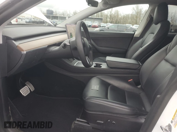 2022 Tesla Model Y Performance with VIN 7SAYGDEFXNF455517, listed as a Copart auction lot 44147905 with 32,210 mi miles and Salvage title. Bid and sale history available at DreamBid. Image 7.