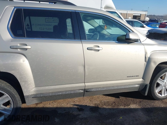 2011 GMC Terrain SLT-1 with VIN 2CTALUEC9B6450427, listed as a IAAI auction lot 41320981 with 132,794 mi miles and . Bid and sale history available at carsss.com. Image 6.