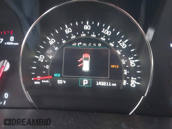 2017 Kia Sorento SX with VIN 5XYPKDA59HG304752, listed as a IAAI auction lot 40931971 with 143,211 mi miles and . Bid and sale history available at DreamBid. Image 16.