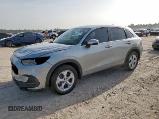 2024 Honda HR-V LX with VIN 3CZRZ2H38RM742819, listed as a Copart auction lot 63277475 with 31,728 mi miles and Salvage title. Bid and sale history available at DreamBid. Image 1.