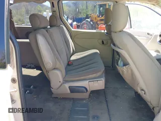 2005 Dodge Caravan with VIN 1D4GP24R15B314267, listed as a IAAI auction lot 42066505 with 207,810 mi miles. Bid and sale history available at carsss.com. Image 8.