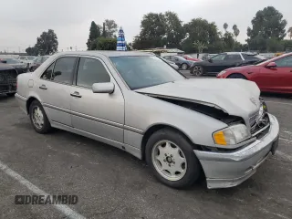 2000 Mercedes-Benz C 230 Kompressor with VIN WDBHA24G4YF929022, listed as a Copart auction lot 76266134 with 197,452 mi miles and Clean Title. Bid and sale history available at carsss.com. Image 4.