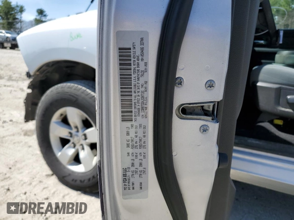 2018 Ram 1500 Big Horn z VIN 1C6RR7GGXJS307181, wystawiony jako Copart lot #53667355 z przebiegiem 116 980 mil mil oraz Szkoda całkowita • Salvage title. Historia ofert i sprzedaży dostępna na DreamBid. Obrazek 12.