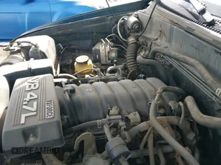 2005 Toyota Tundra z VIN 5TBKT42105S458714, wystawiony jako IAAI lot #41798647 z przebiegiem 106 194 mil mil oraz . Historia ofert i sprzedaży dostępna na DreamBid. Obrazek 19.