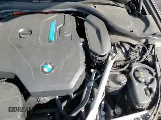 2023 BMW 5 Series 530e z VIN WBA13AG02PCM05564, wystawiony jako Copart lot #69309355 z przebiegiem Nie podano mil oraz Szkoda całkowita • Salvage title. Historia ofert i sprzedaży dostępna na DreamBid. Obrazek 16.