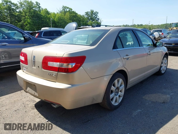 2007 Lincoln MKZ z VIN 3LNHM26T27R627910, wystawiony jako IAAI lot #42399022 z przebiegiem 245 768 mil mil oraz . Historia ofert i sprzedaży dostępna na DreamBid. Obrazek 4.