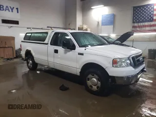 2004 Ford F-150 XL z VIN 1FTRF12W84NA68178, wystawiony jako Copart lot #48812455 z przebiegiem 206 819 mil mil oraz Szkody całkowita. Historia ofert i sprzedaży dostępna na DreamBid. Obrazek 4.