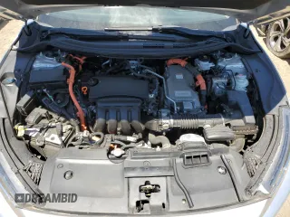 2018 Honda Clarity Plug-In Hybrid Touring with VIN JHMZC5F30JC018395, listed as a Copart auction lot 60389854 with 68,202 mi miles and Salvage Title. Bid and sale history available at carsss.com. Image 11.