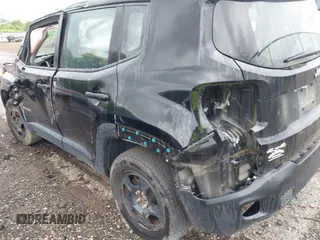 2017 Jeep Renegade Sport z VIN ZACCJBAB9HPF85169, wystawiony jako IAAI lot #42436578 z przebiegiem Nie podano mil oraz . Historia ofert i sprzedaży dostępna na DreamBid. Obrazek 6.