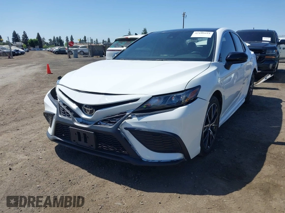 2021 Toyota Camry SE Nightshade with VIN 4T1G11AKXMU478406, listed as a IAAI auction lot 42106018 with 51,990 mi miles and . Bid and sale history available at DreamBid. Image 18.