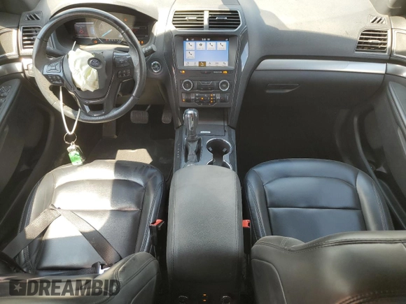 2019 Ford Explorer XLT with VIN 1FM5K8D80KGB21079, listed as a Copart auction lot 63299605 with 112,190 mi miles and Salvage title. Bid and sale history available at DreamBid. Image 8.