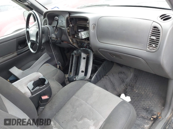 2003 Ford Ranger XL Fleet with VIN 1FTYR44V33PA02455, listed as a IAAI auction lot 41881302 with 212,067 mi miles and . Bid and sale history available at DreamBid. Image 5.