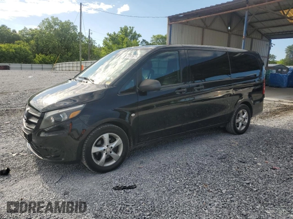 2018 Mercedes-Benz Metris Passenger z VIN WD4PG2EE1J3405056, wystawiony jako Copart lot #57870675 z przebiegiem 200 559 mil mil oraz Czysty tytuł • Clean title. Historia ofert i sprzedaży dostępna na DreamBid. Obrazek 1.