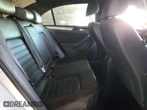 2013 Volkswagen Jetta GLI Autobahn с VIN 3VW4A7AJ0DM226764, выставлен на аукционе Copart как лот 58163495 с пробегом 187 383 миль миль и Чистый • Clean title. История ставок и продаж доступна на DreamBid. Изображение 10.