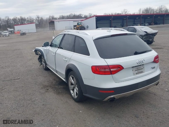 2016 Audi allroad Premium Plus with VIN WA1UFAFL5GA010559, listed as a IAAI auction lot 41918324 with 138,499 mi miles. Bid and sale history available at carsss.com. Image 3.