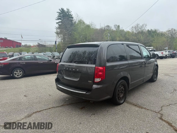 2019 Dodge Grand Caravan SE with VIN 2C4RDGBG2KR718687, listed as a Copart auction lot 55877605 with 199,604 mi miles and Clean Title. Bid and sale history available at DreamBid. Image 4.