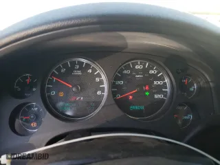2009 Chevrolet Avalanche LT w/2LT with VIN 3GNFK22049G150416, listed as a Copart auction lot 87866225 with 186,505 mi miles and Salvage Title. Bid and sale history available at carsss.com. Image 9.