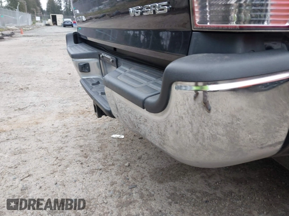 2011 Toyota Tacoma with VIN 3TMLU4EN1BM070300, listed as a IAAI auction lot 41710119 with 199,099 mi miles and . Bid and sale history available at DreamBid. Image 17.