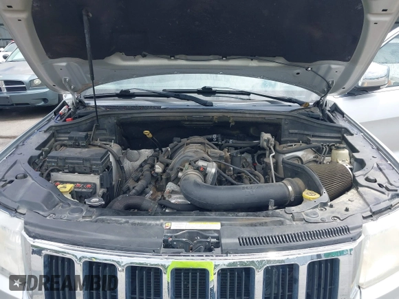2011 Jeep Grand Cherokee Limited with VIN 1J4RR5GT9BC652279, listed as a IAAI auction lot 42444740 with 180,014 mi miles and . Bid and sale history available at DreamBid. Image 10.