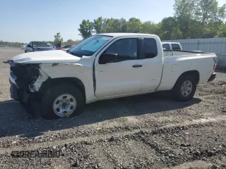 2024 Nissan Frontier SV z VIN 1N6ED1CM8RN617514, wystawiony jako Copart lot #59985465 z przebiegiem 26 364 mil mil oraz Czysty tytuł • Clean title. Historia ofert i sprzedaży dostępna na DreamBid. Obrazek 1.