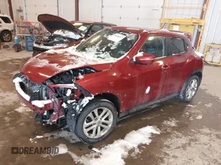 2015 Nissan Juke SV with VIN JN8AF5MV1FT553919, listed as a IAAI auction lot 41630227 with 110,337 mi miles. Bid and sale history available at carsss.com. Image 17.