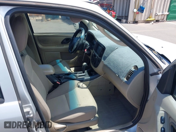 2006 Ford Escape XLS with VIN 1FMYU02Z66KA57038, listed as a IAAI auction lot 42641693 with 112,796 mi miles and . Bid and sale history available at DreamBid. Image 5.