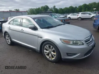 2011 Ford Taurus SEL z VIN 1FAHP2HW8BG176832, wystawiony jako IAAI lot #42415461 z przebiegiem 223 570 mil mil oraz . Historia ofert i sprzedaży dostępna na DreamBid. Obrazek 1.