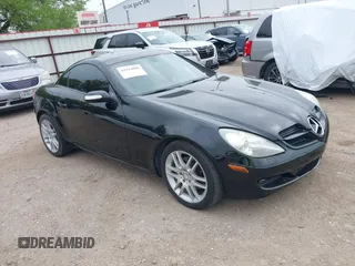 2008 Mercedes-Benz SLK-Class 3.0L with VIN WDBWK54F78F178141, listed as a IAAI auction lot 41934088 with 95,982 mi miles. Bid and sale history available at carsss.com. Image 1.