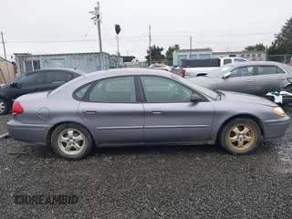 2006 Ford Taurus SE with VIN 1FAFP53U26A233114, listed as a IAAI auction lot 41850941 with 189,782 mi miles. Bid and sale history available at carsss.com. Image 13.