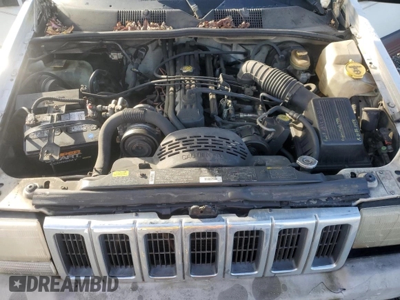 1996 Jeep Grand Cherokee Laredo with VIN 1J4EX58S3TC110154, listed as a Copart auction lot 46947805 with 268,507 mi miles and Salvage Title. Bid and sale history available at carsss.com. Image 13.