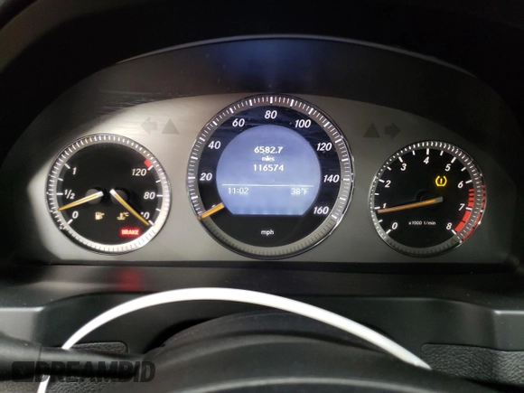 2008 Mercedes-Benz C 300 Sport with VIN WDDGF54X68F090643, listed as a Copart auction lot 88747285 with 116,574 mi miles and Salvage title. Bid and sale history available at DreamBid. Image 9.
