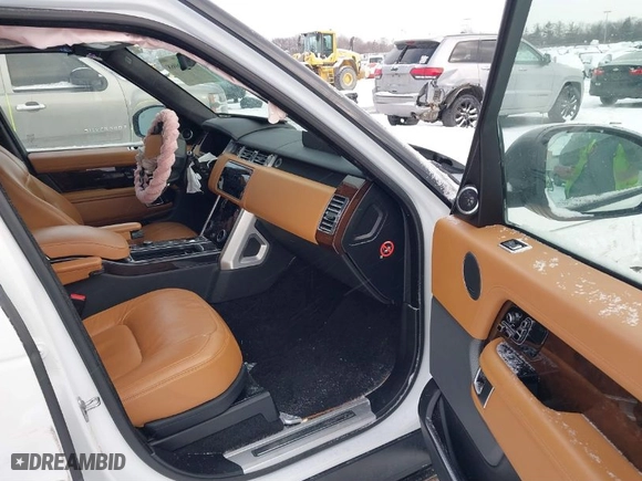 2018 Land Rover Range Rover Autobiography with VIN SALGV2RE9JA513620, listed as a IAAI auction lot 41326068 with NaN miles. Bid and sale history available at carsss.com. Image 5.